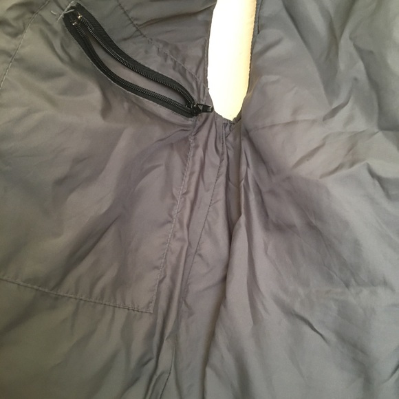 Women’s Jansport Vest - Picture 2 of 4